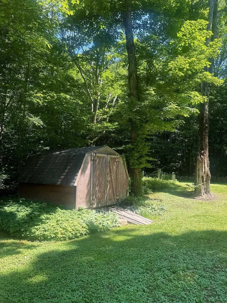 335 Carlen Street Manchester VT 05255