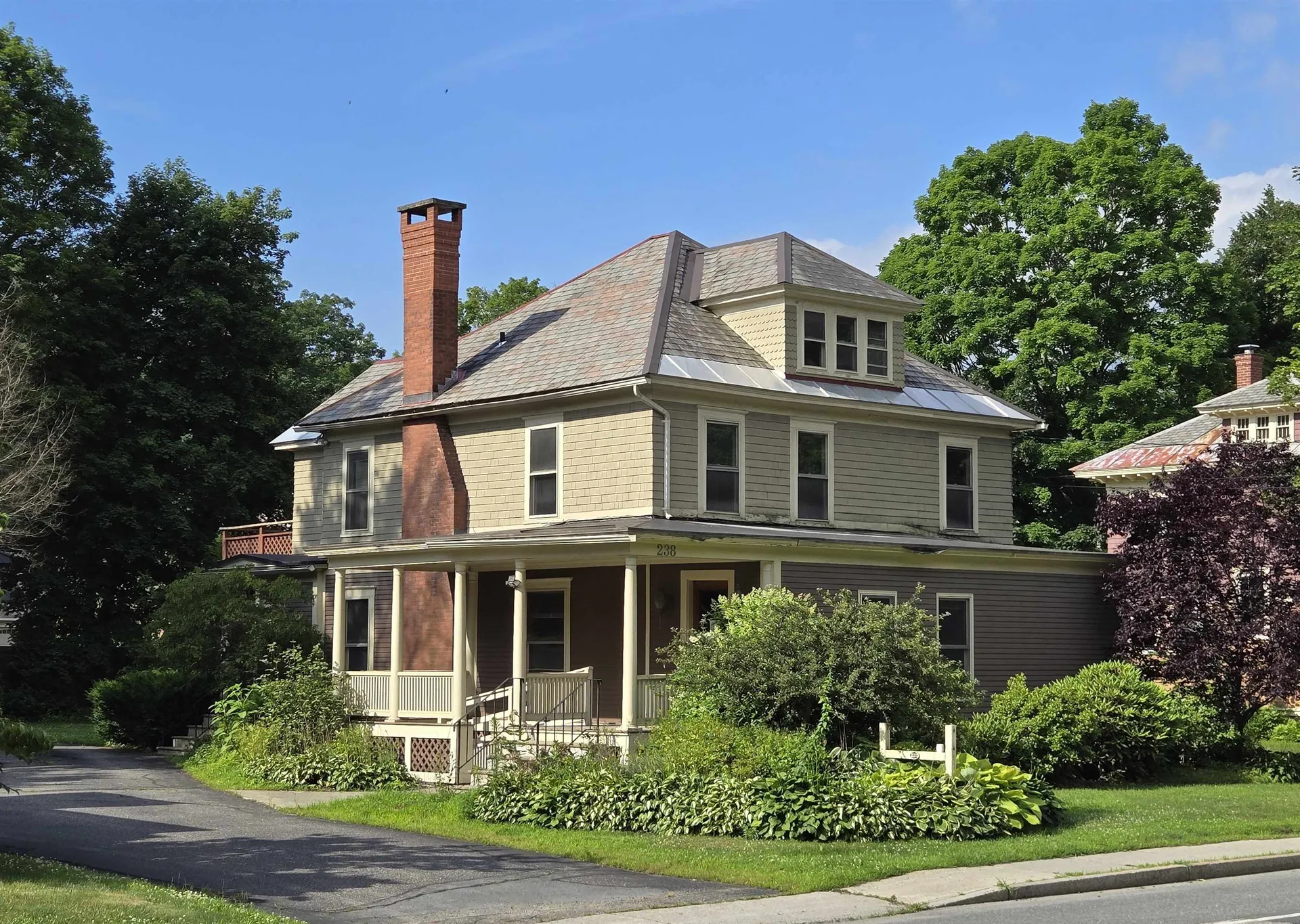 238 Western Avenue Brattleboro VT 05301