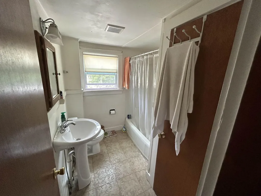 580 Salmon Falls Road Rochester NH 03868