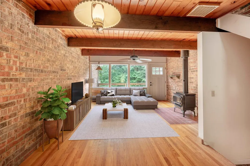 67 Fox Hill Road Stowe VT 05672