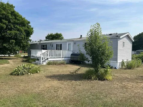 33 Daffodil Hill Lane Rochester NH 03868