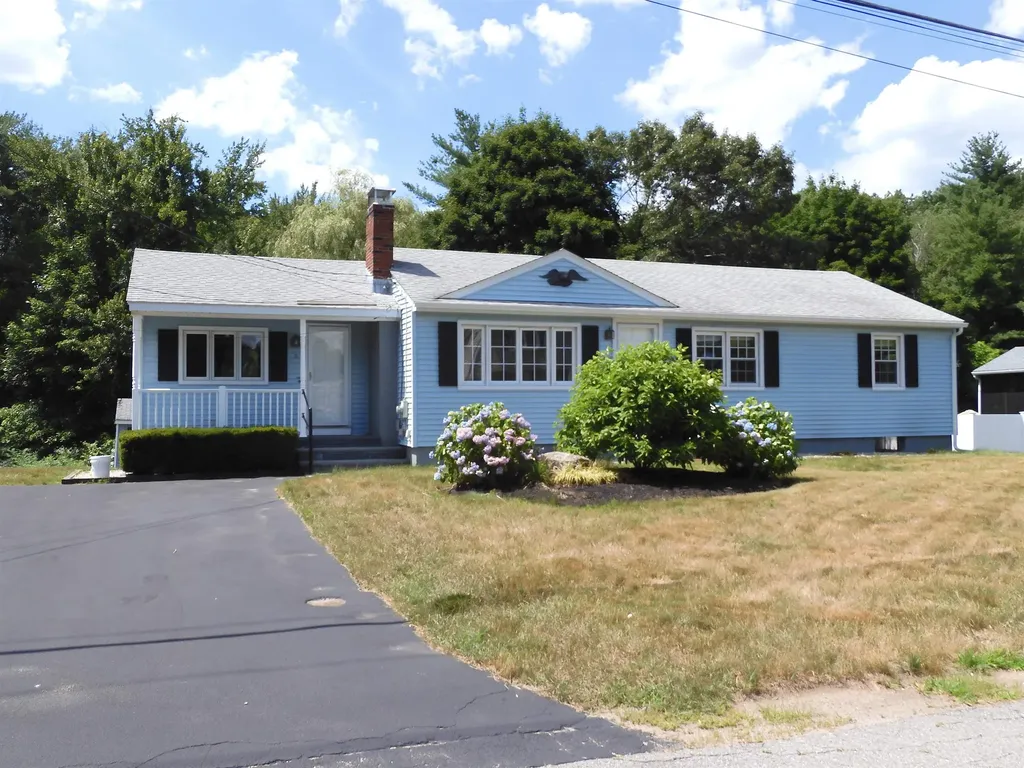 3 Brentwood Avenue Salem NH 03079