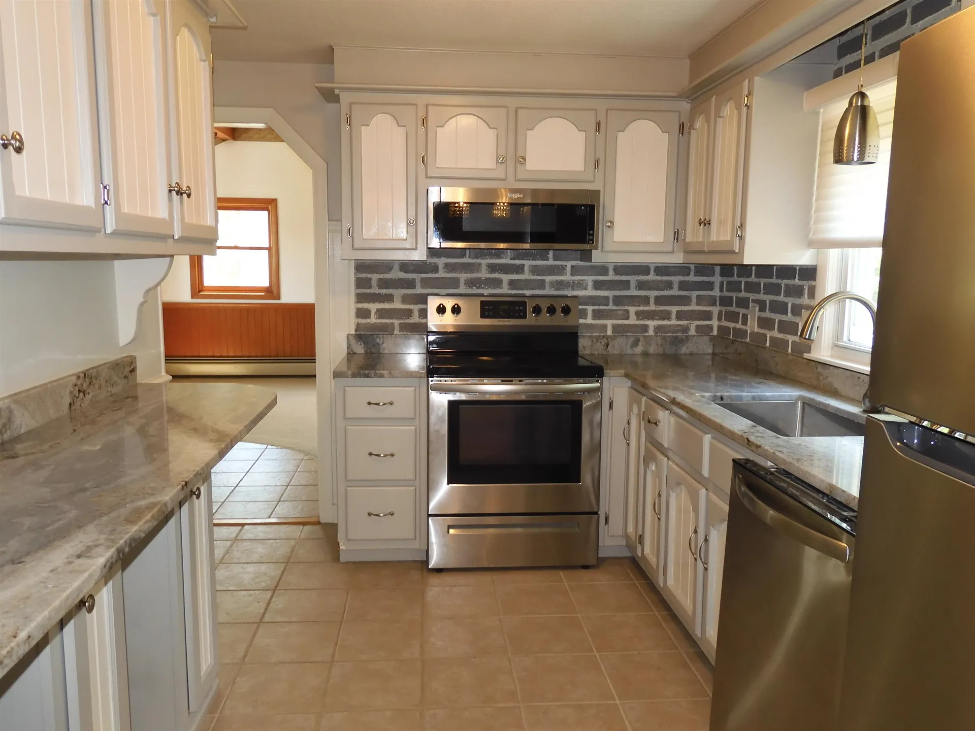 3 Brentwood Avenue Salem NH 03079