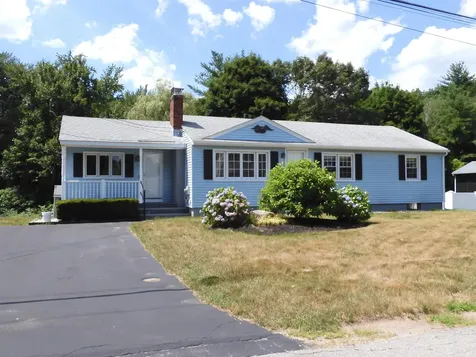 3 Brentwood Avenue Salem NH 03079