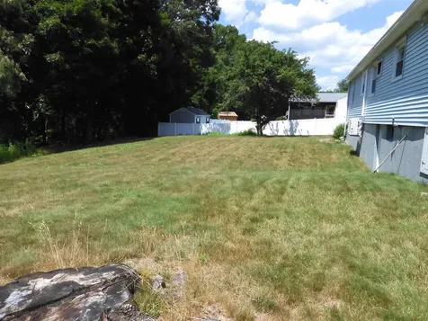 3 Brentwood Avenue Salem NH 03079