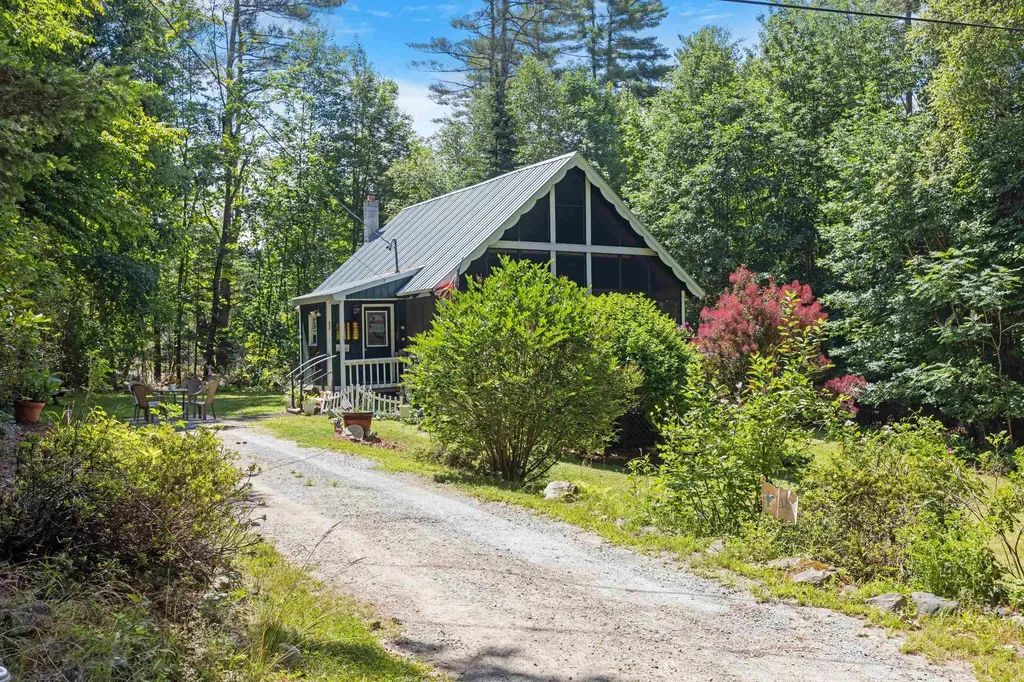 22 Tennis Circle Haverhill NH 03785
