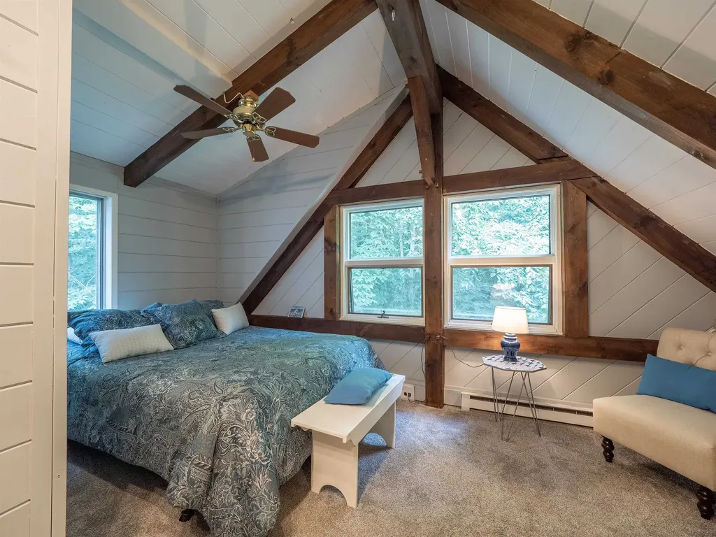 406 Tichenor Road Hartford VT 05059