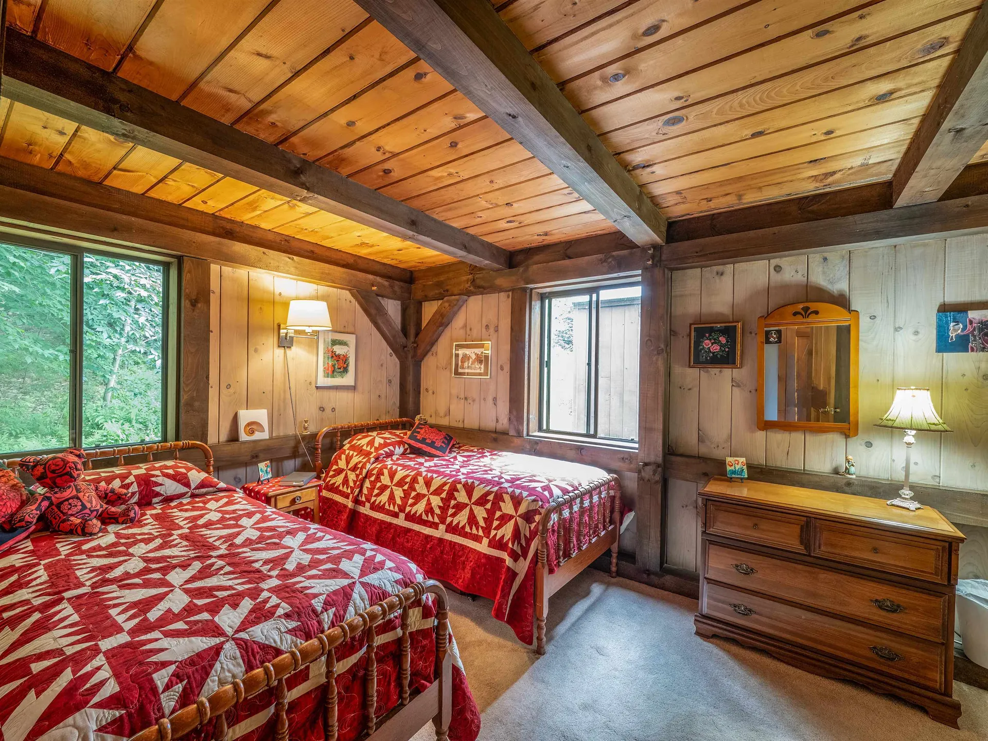 406 Tichenor Road Hartford VT 05059