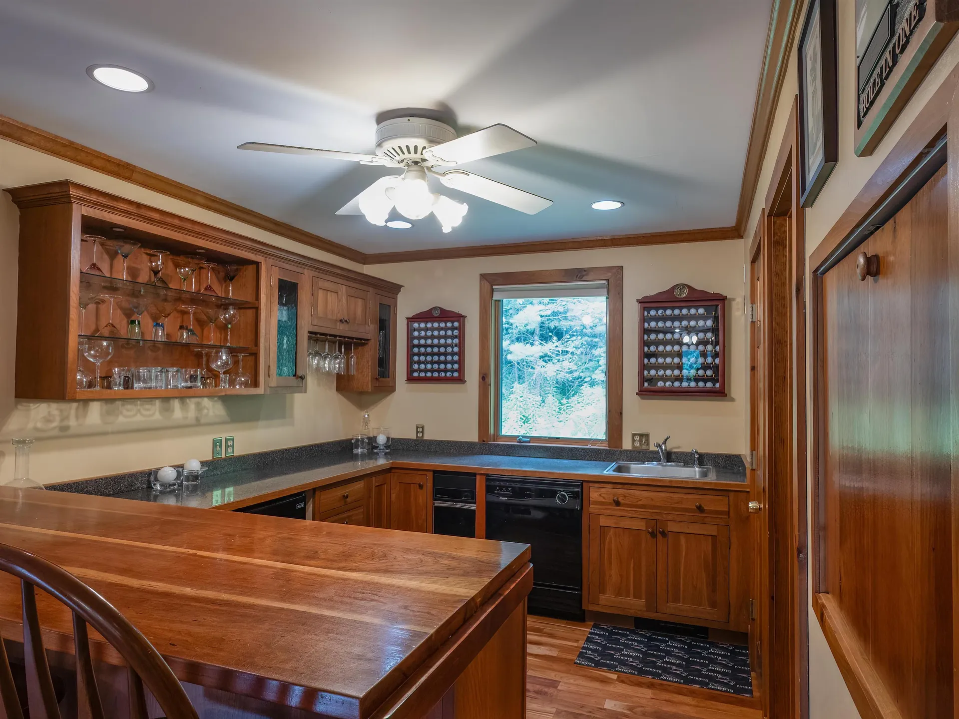 406 Tichenor Road Hartford VT 05059