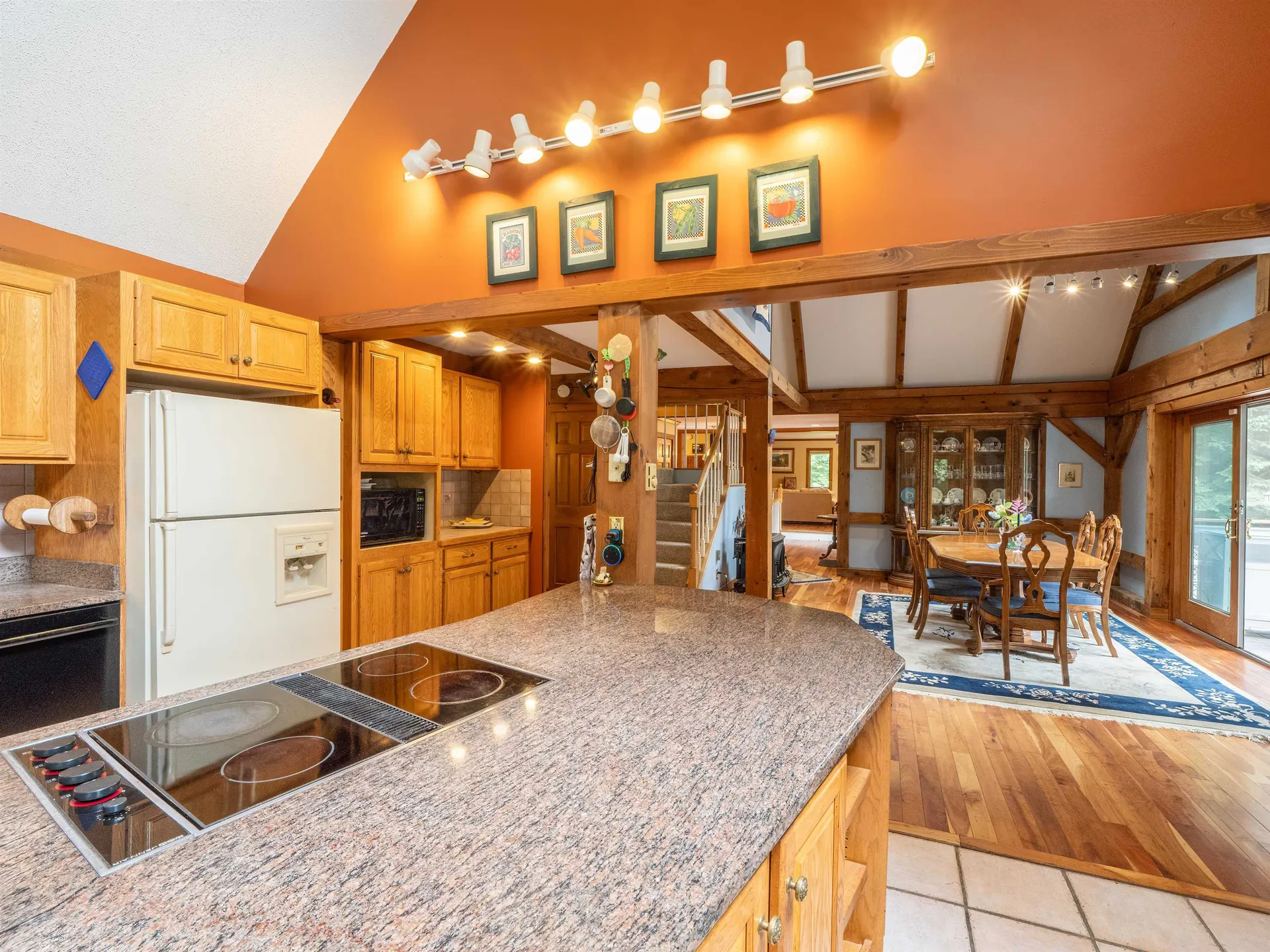 406 Tichenor Road Hartford VT 05059