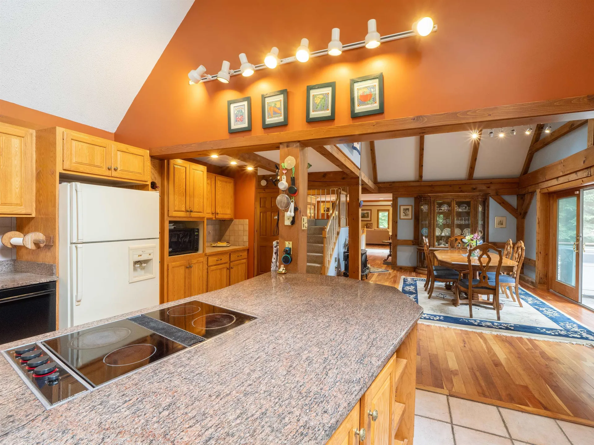 406 Tichenor Road Hartford VT 05059