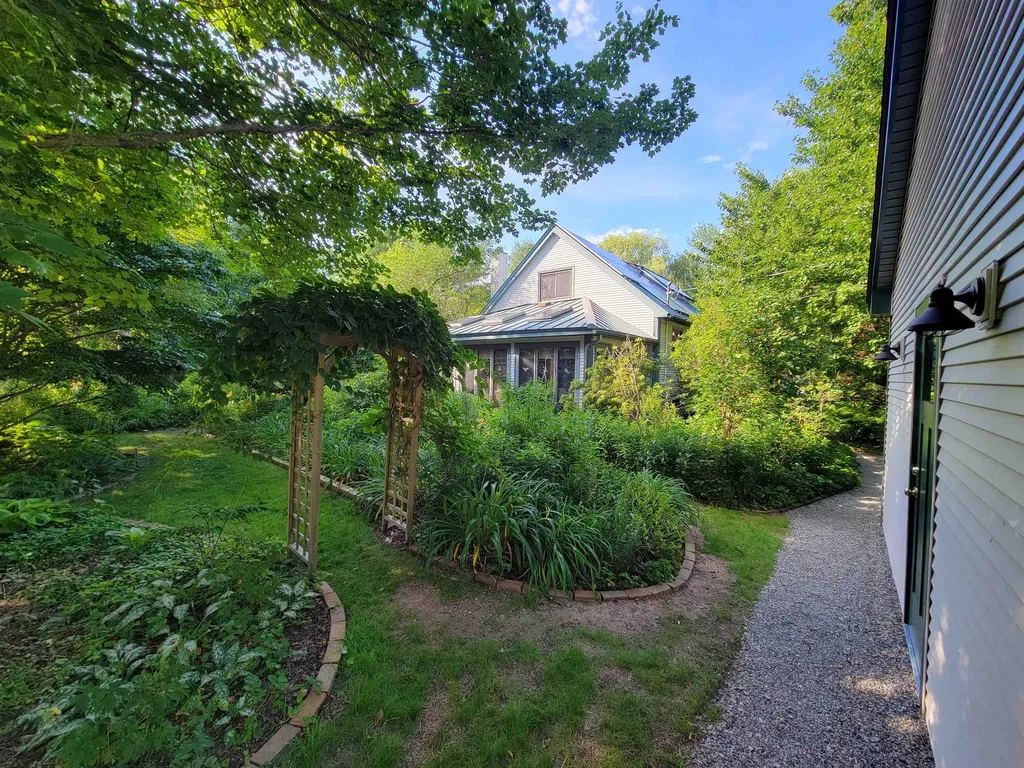 380 Greenleaf Avenue Portsmouth NH 03801