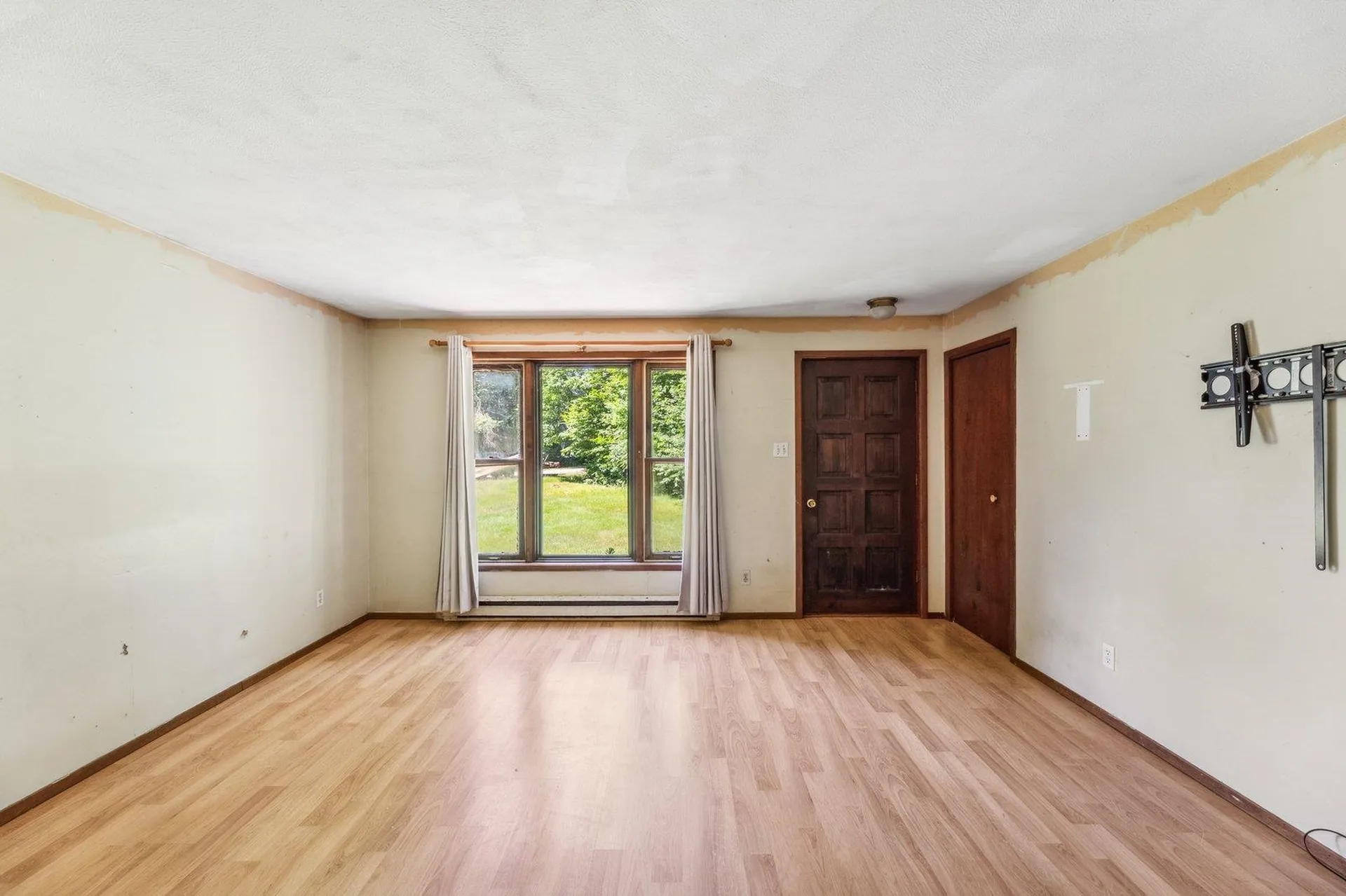 29 Colonial Drive Greenfield NH 03047