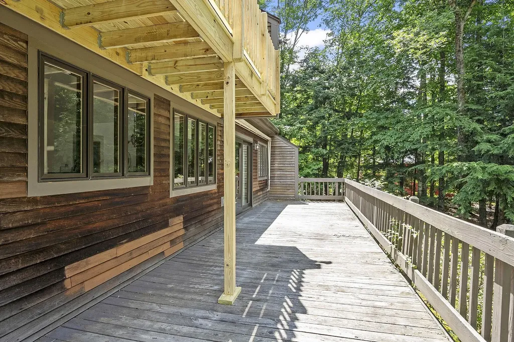 25 Batten Road Bristol NH 03222