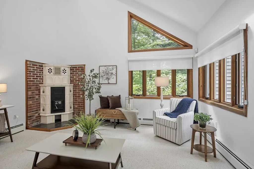 25 Batten Road Bristol NH 03222
