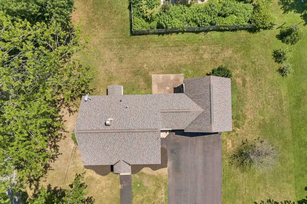 2 Cape Lane Exeter NH 03833