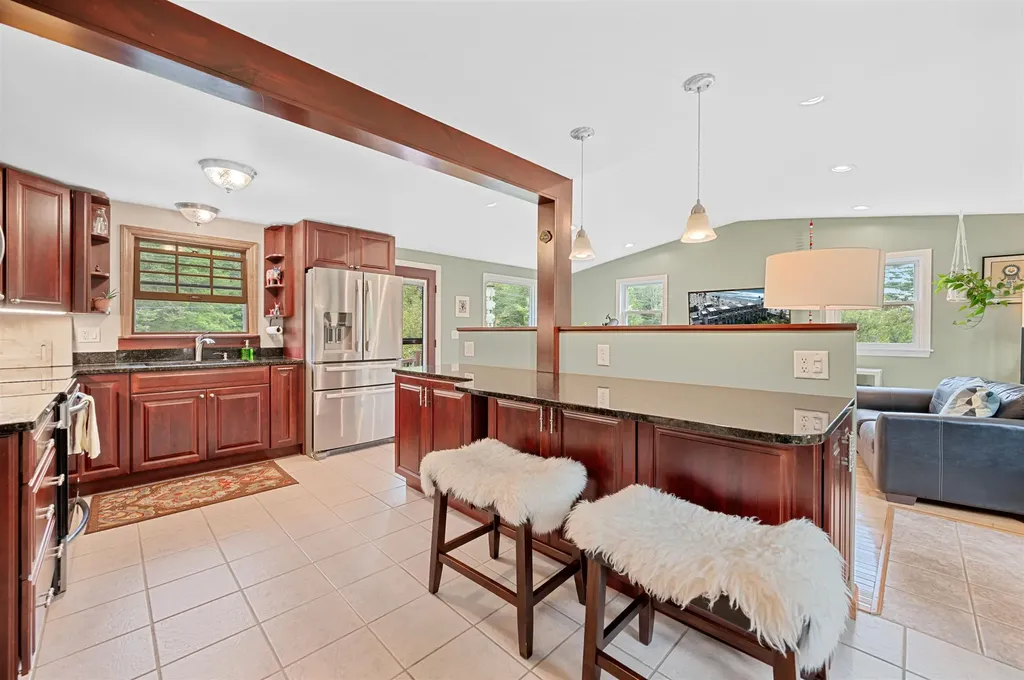 1934 South Walden Road Cabot VT 05647
