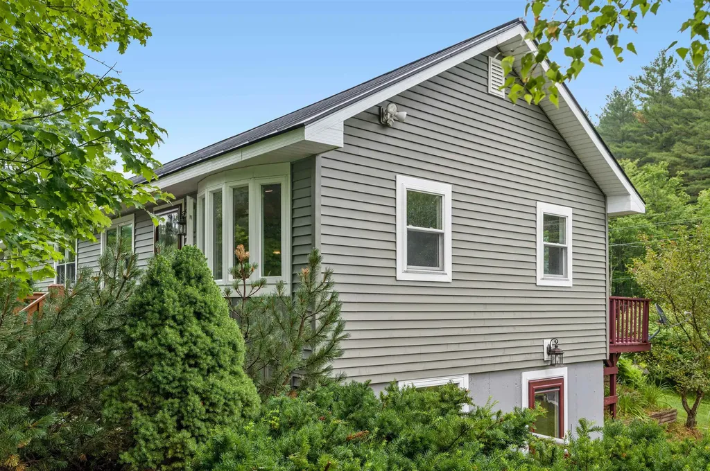 1934 South Walden Road Cabot VT 05647