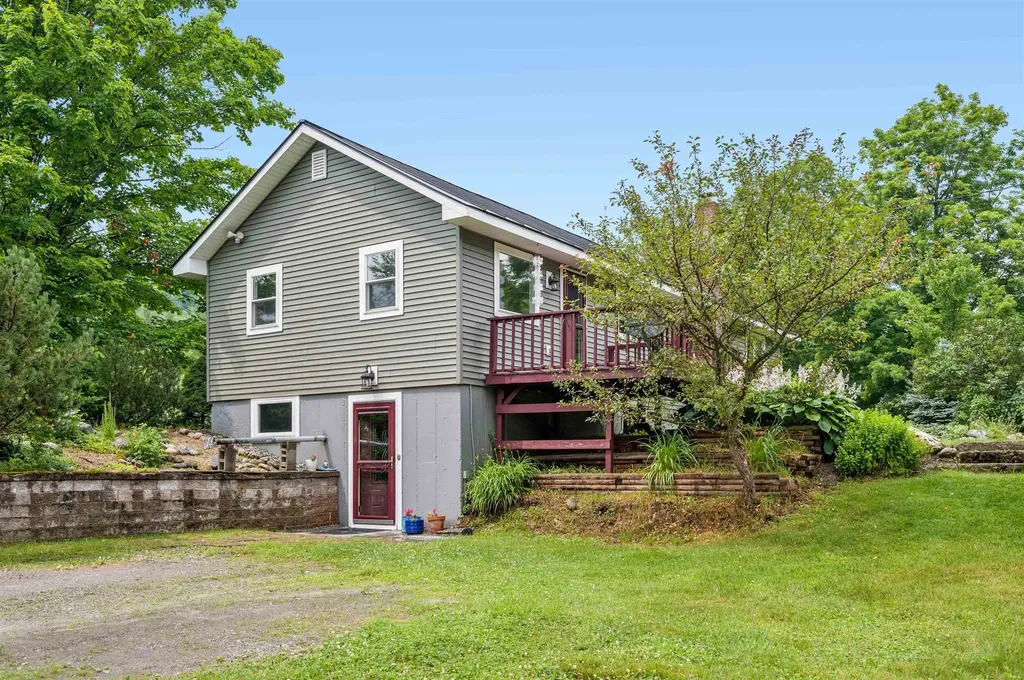 1934 South Walden Road Cabot VT 05647