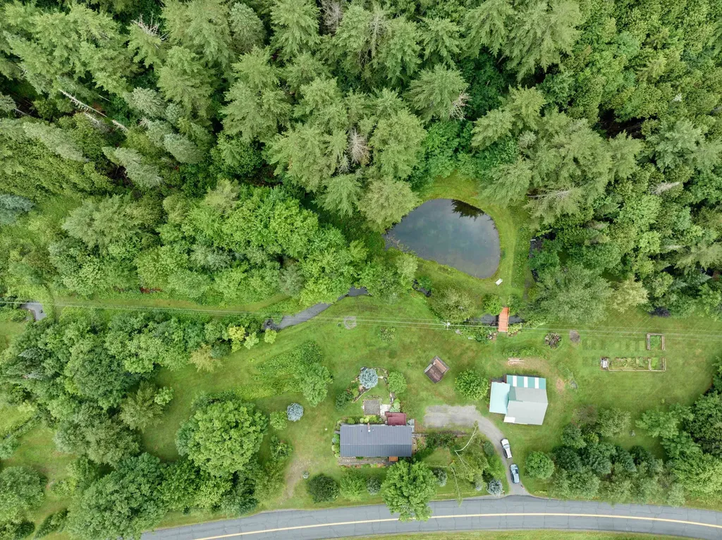 1934 South Walden Road Cabot VT 05647