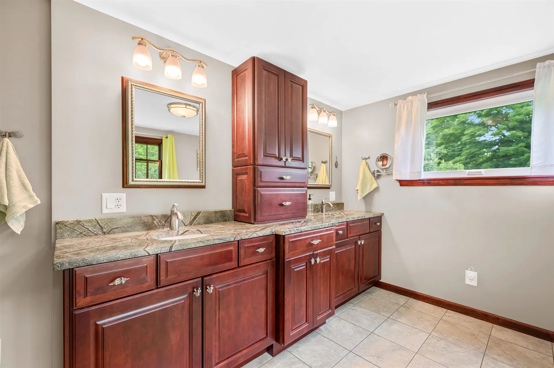 1934 South Walden Road Cabot VT 05647