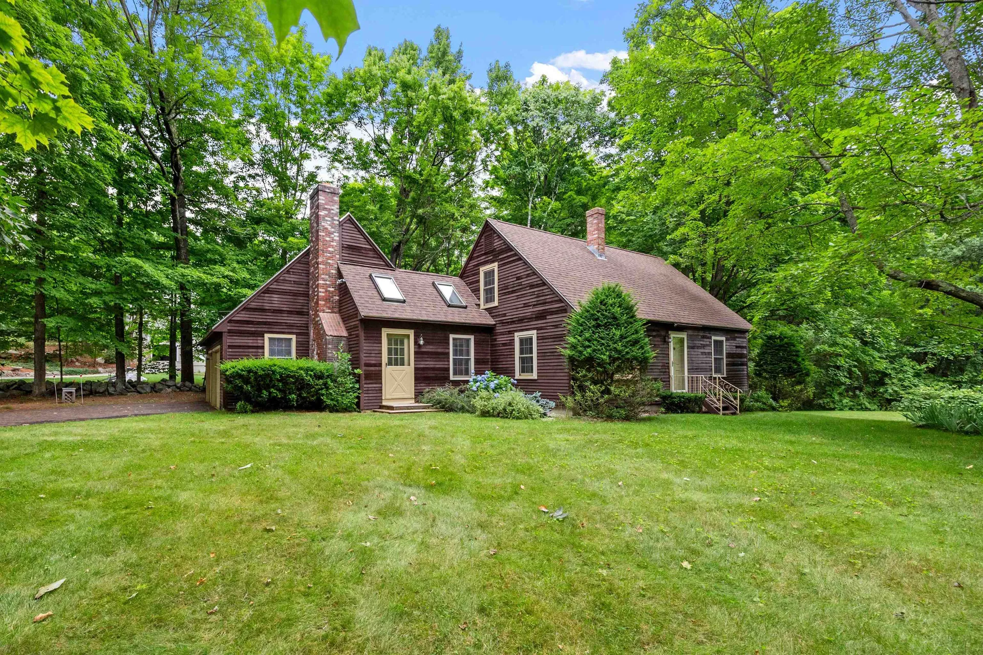 108 Christian Hill Road Amherst NH 03031