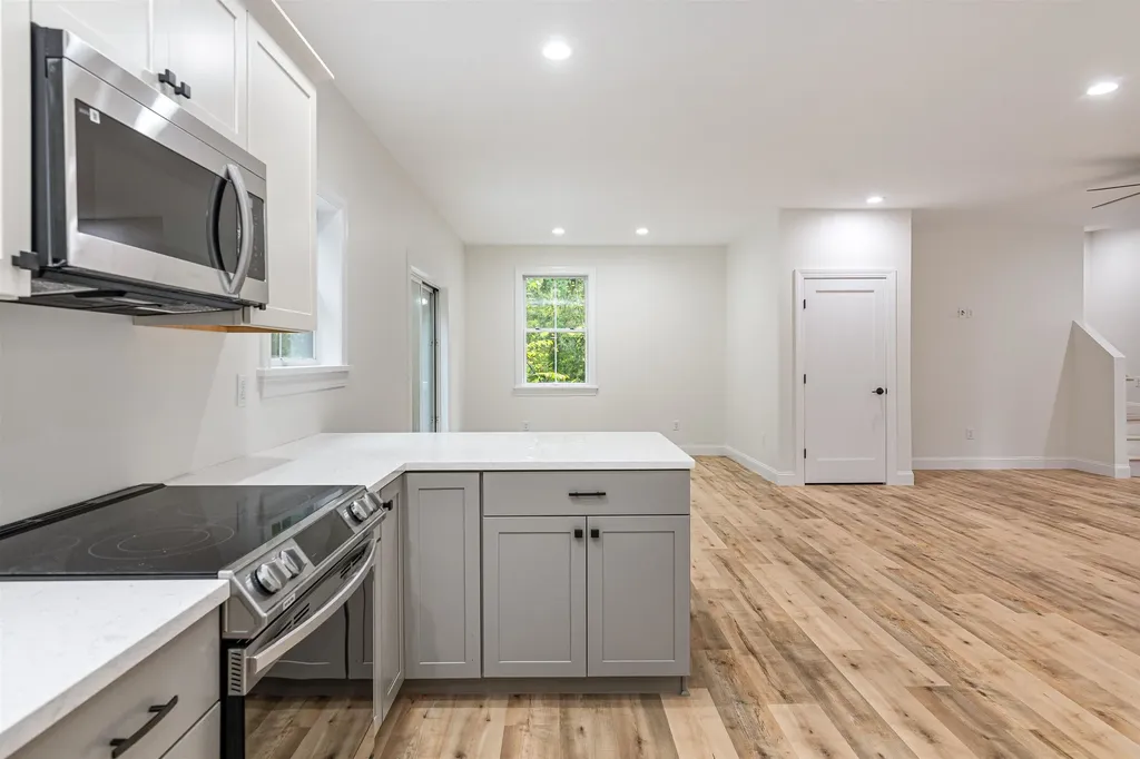 275 Kays Way Fletcher VT 05444