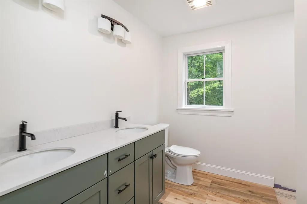 275 Kays Way Fletcher VT 05444