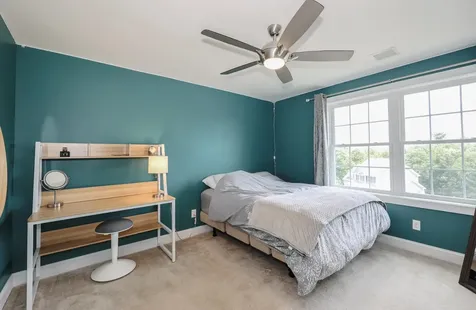 17 Copley Court Auburn NH 03032