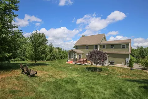 17 Copley Court Auburn NH 03032