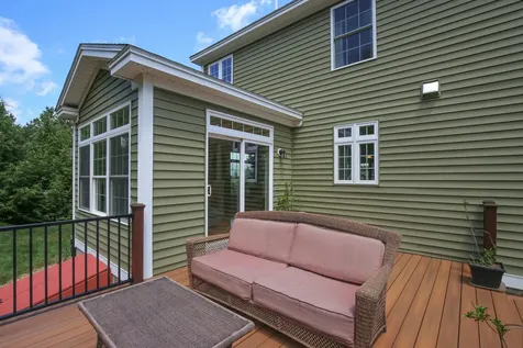 17 Copley Court Auburn NH 03032