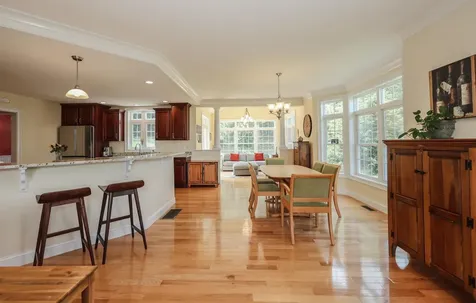 17 Copley Court Auburn NH 03032