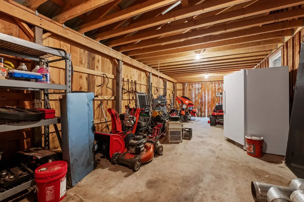 35 March Road Sanbornton NH 03269