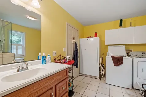 35 March Road Sanbornton NH 03269