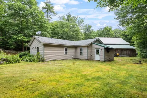 35 March Road Sanbornton NH 03269