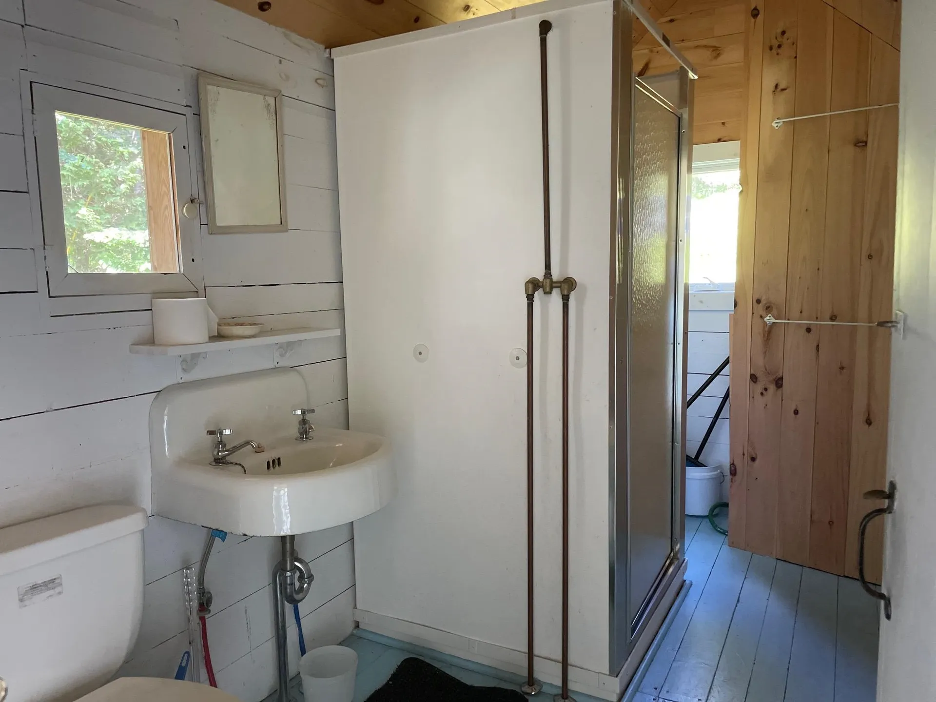 75 Van Hook Road Greensboro VT 05841