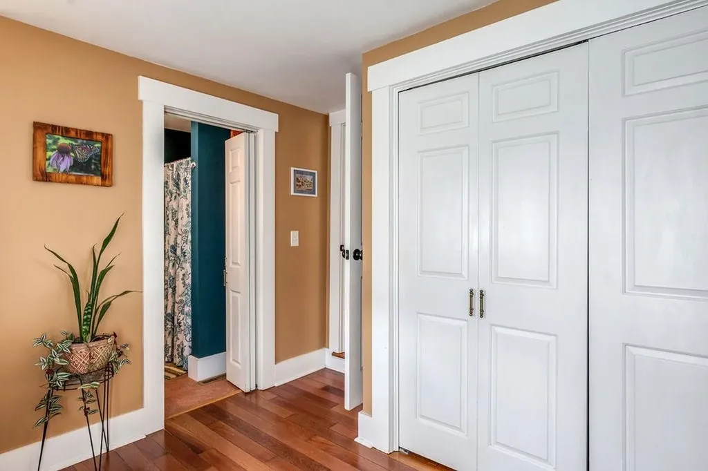 9 Lyndon Street Concord NH 03301