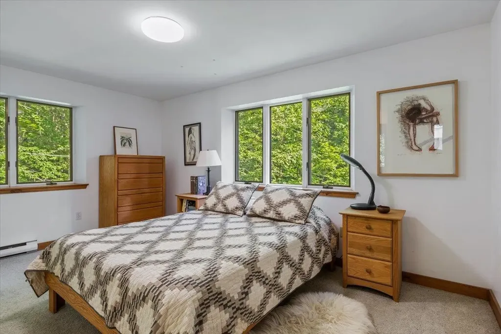 10 Sheep Road Lee NH 03861