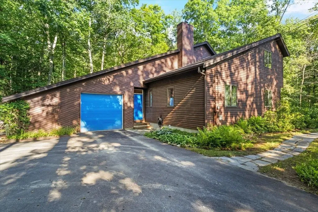 10 Sheep Road Lee NH 03861