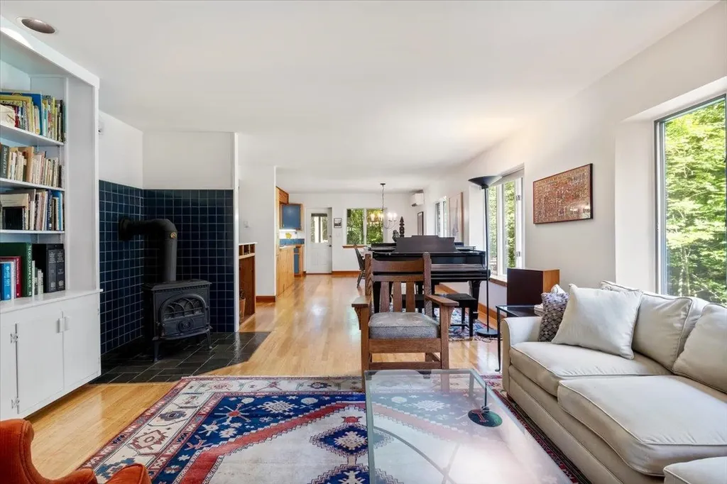 10 Sheep Road Lee NH 03861