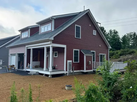57 Dogwood Circle Lebanon NH 03784