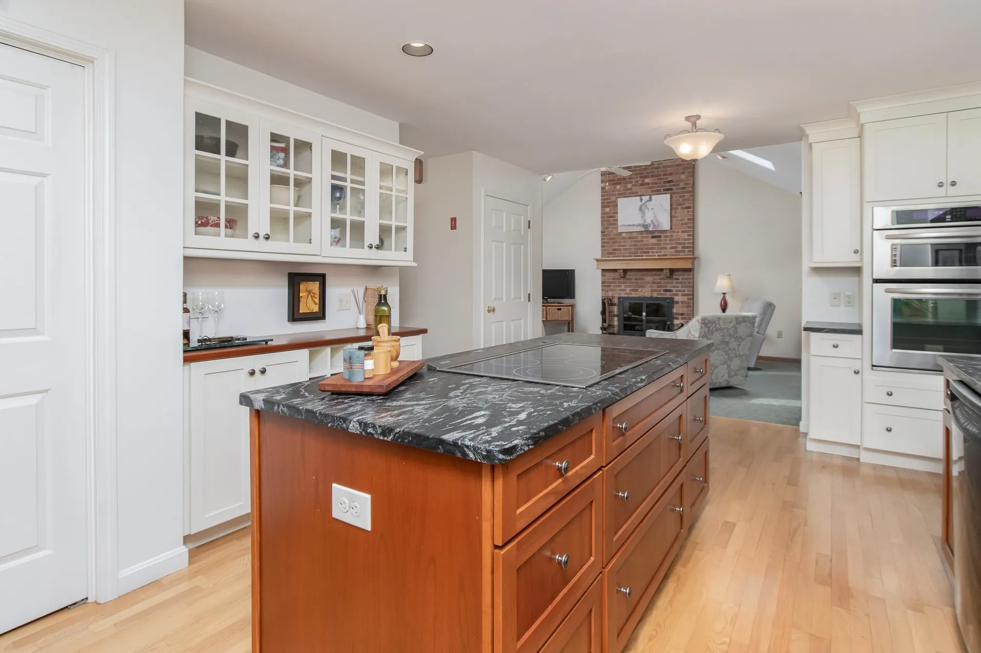 15 Hillside Drive Brookline NH 03033