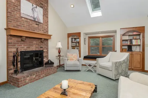 15 Hillside Drive Brookline NH 03033