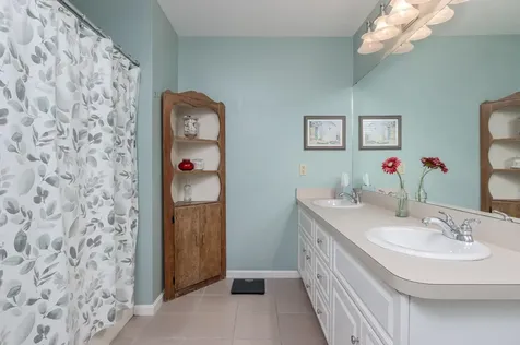 15 Hillside Drive Brookline NH 03033