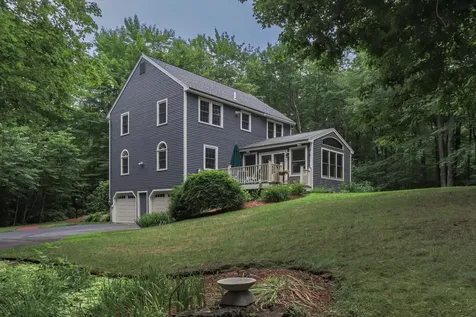 15 Hillside Drive Brookline NH 03033