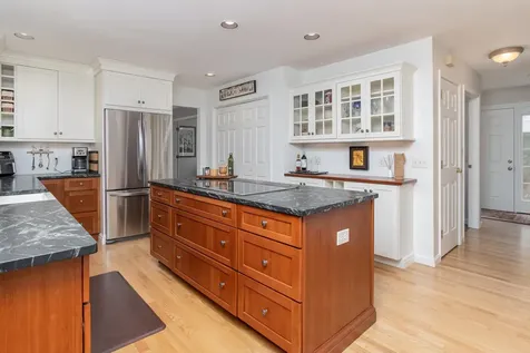 15 Hillside Drive Brookline NH 03033