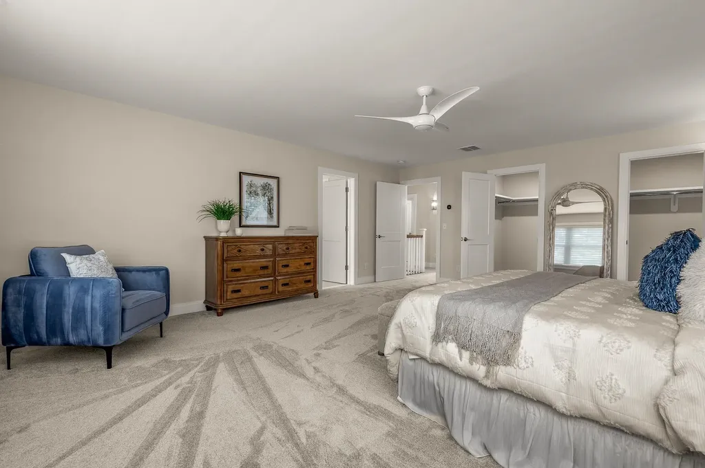 216 Woodbury Avenue Portsmouth NH 03801