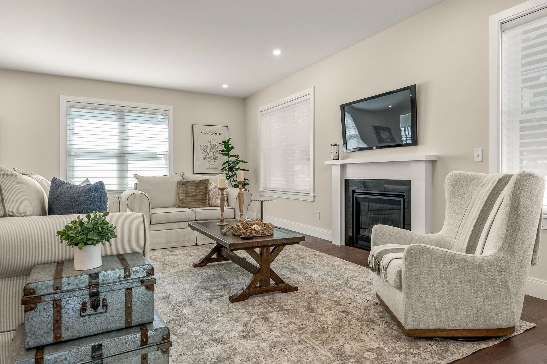 216 Woodbury Avenue Portsmouth NH 03801