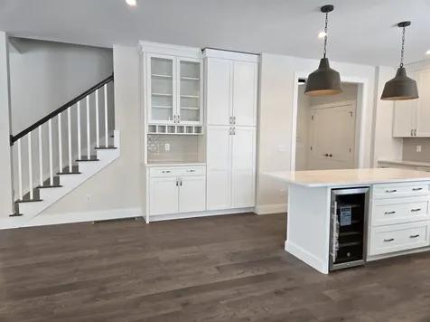 216 Woodbury Avenue Portsmouth NH 03801