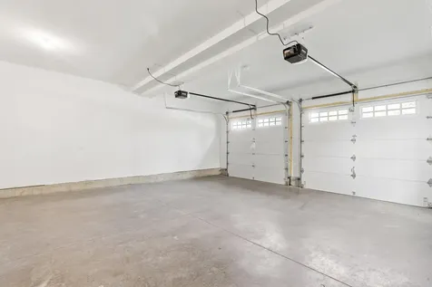 216 Woodbury Avenue Portsmouth NH 03801